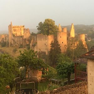 Chez Fred Avec Vue Sur Le Chateau Apartment Angles-sur-lʼAnglin Exterior photo