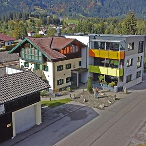 Alpenapart Singer - Contactless Check-In Apartment Reutte Exterior photo