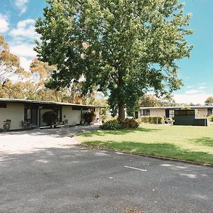 Meeniyan Motel Exterior photo