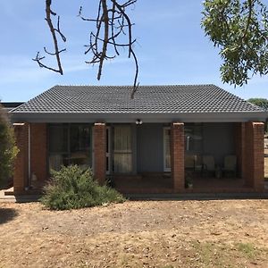 Dunolly Broadway B&B Exterior photo