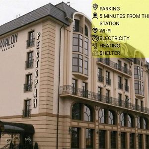 Avalon Palace Hotel Ternopil Exterior photo