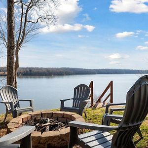 Million Dollar Views: Lakefront, Dock, Kayaks+More Villa Winchester Exterior photo