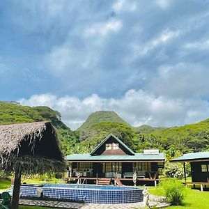 Te Fare Manulani Hotel Uturoa Exterior photo