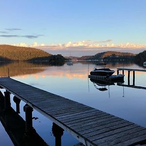 Cosy Cottage Above The Hawkesbury W/ Jetty Mooney Mooney Exterior photo