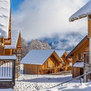 Madame Vacances Les Chalets Du Berger La Féclaz Exterior photo