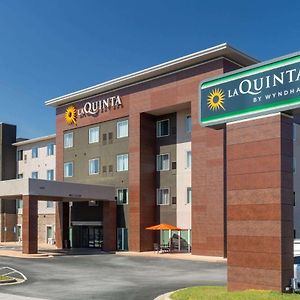 La Quinta Inn & Suites By Wyndham Augusta Fort Eisenhower Exterior photo