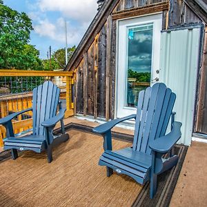 Old Fellow'S Farmhouse Hotel Kerrville Exterior photo