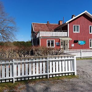 Flora Dekor Gastgard, Lenagarden Guest House Alingsås Exterior photo