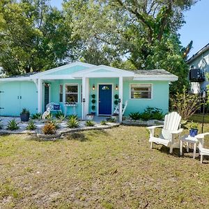 Dreamy Palm Harbor Cottage, Steps To Crystal Beach Exterior photo