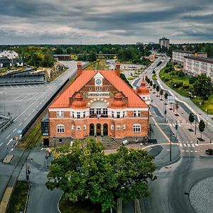 Grand Station - Restaurang & Rooms Oskarshamn Exterior photo