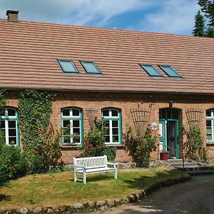 Ferienwohnung Im Pfarrhaus Koelzow Kolzow Exterior photo