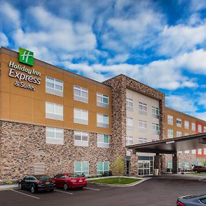 Holiday Inn Express & Suites - Rice Lake, An Ihg Hotel Exterior photo