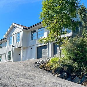 Leilighet Med Flott Uteplass Apartment Ulefoss Exterior photo