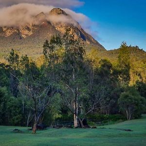 Tuckeroo House And Gardens - Min 2 Nights Villa Rathdowney Exterior photo