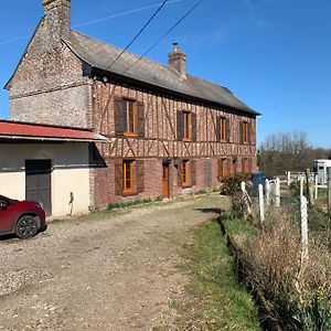 Chambre D'Hotes Bed & Breakfast Beaubec-la-Rosiere Exterior photo