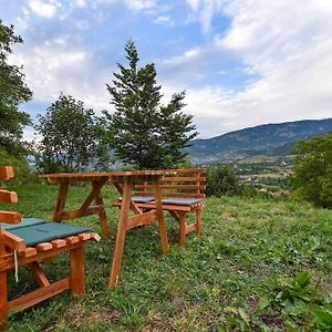 Cozy Barrel In The Hills Apartment Nikšić Exterior photo