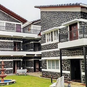 Le Yercaud Hotel Exterior photo