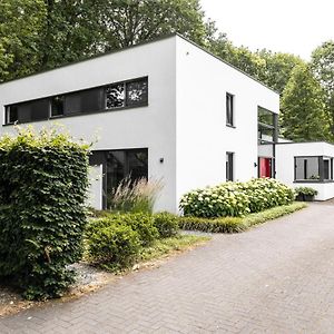 Avellano Bed & Breakfast Helmond Exterior photo