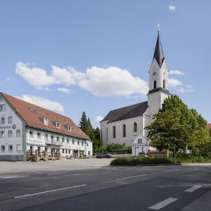 Zum Spitzbuam Hotel Attenkirchen Exterior photo