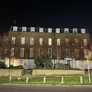 Calverley House Apartments Bishop's Strotford Exterior photo