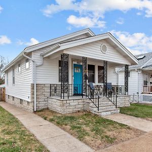 Blue Door Bungalow Villa Saint Louis Exterior photo