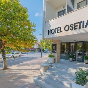 Hotel Osetia Garden Momcilgrad Exterior photo