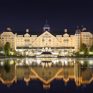 Disney Newport Bay Club Hotel Chessy  Exterior photo