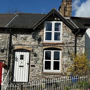 Annie'S Cottage Llanrhaeadr-ym-Mochnant Exterior photo