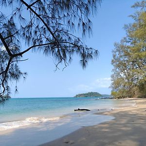 Crusoe Koh Takiev Island Hotel Koh Ta Kiev Exterior photo