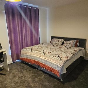 1 Bedroom En Suite Ashland, Milton Keynes Bletchley Exterior photo