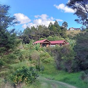 The Hideout Guest House Mangawhai Exterior photo