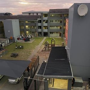 Rest Easy With 24/7 Security Apartment Cape Town Exterior photo