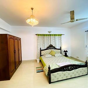 Gulshan 1-Cozy Private Attached Bath Room Ac Tv & Netflix Dacca Exterior photo