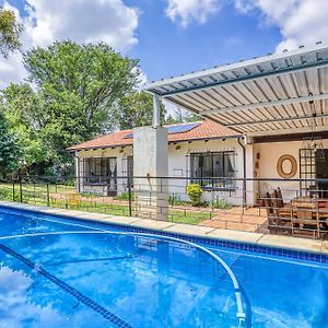 Modern Spanish House-3Br-Pool-Solar-Samrand Villa Centurion Exterior photo