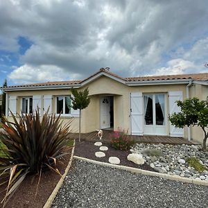 Charmante Maison Entre Chateaux Et Ocean Villa Cussac-Fort-Medoc Exterior photo