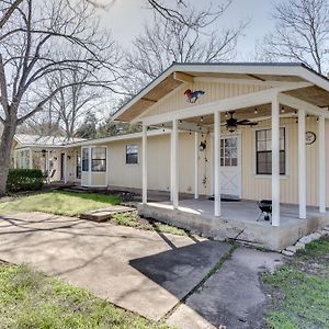 Charming Austin Home On 2 Acres 11 Mi To Dtwn! Bee Cave Exterior photo