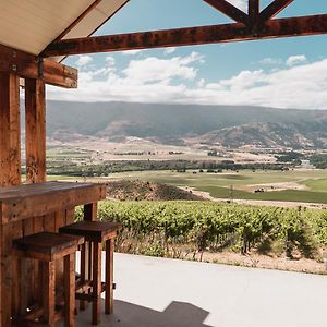 Chinamans Ridge On Chinamans Terrace - Bendigo, Tarras - Central Otago Apartment Exterior photo