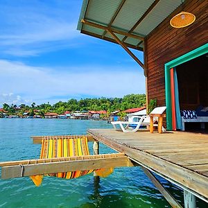 The Sea Monkey Hotel Bocas Town Exterior photo