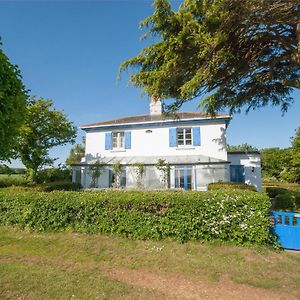 3 Bed In Borthwood Ic015 Villa Newchurch  Exterior photo