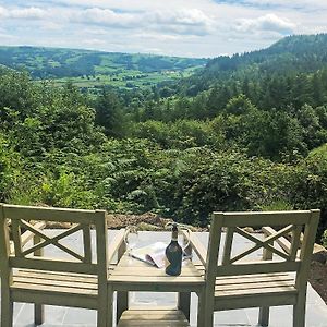 Clawdd Gwyn Villa Llanrwst Exterior photo