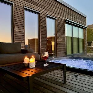 Luxury Lodge With Jacuzzi And Sauna Kleppstad Exterior photo