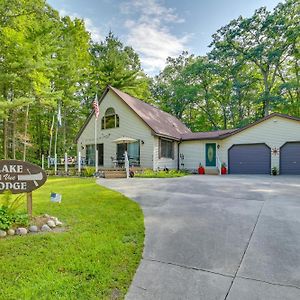 Inviting Lake Vue Lodge Home With Fire Pit And Deck Lewiston Exterior photo