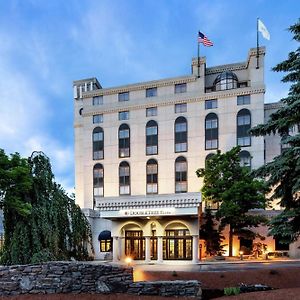 Doubletree By Hilton Nashua Hotel Exterior photo