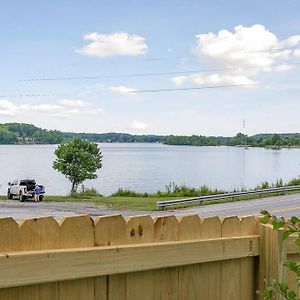 Lake Home, Dock, Fire Pit, Hot Tub, Game Room, Etc Winchester Exterior photo