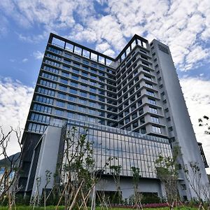 Four Points By Sheraton Taipei Bali Hotel Exterior photo