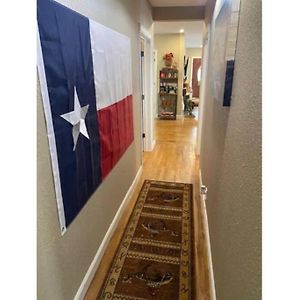 Stockyards!-1 Block Away ! Cowboy Cottage Sleeps 9 Fort Worth Exterior photo