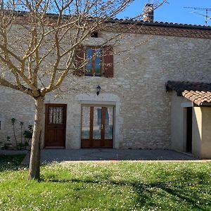 Jolie Maison Avec Cheminee, A La Campagne Villa Taix Exterior photo