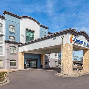 Comfort Inn & Suites Madison Exterior photo