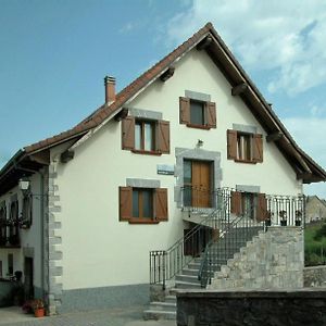 Casa Aguerre Villa Villanueva de Aezcoa Exterior photo