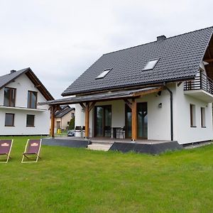 Dom Na Kwiatowej Villa Zarzecze  Exterior photo